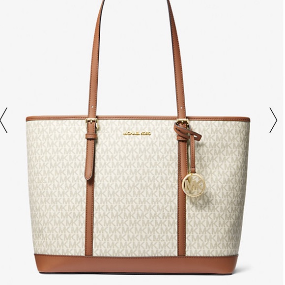 MICHAEL KORS
Jet Set Travel Large Logo Tote Shoulder Bag
COLOR VANILLA - Picture 4 of 16